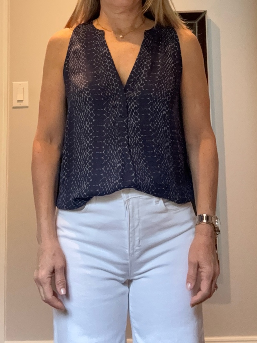 Joie Brand Navy Blue Sleeveless V-Neck Printed Blouse